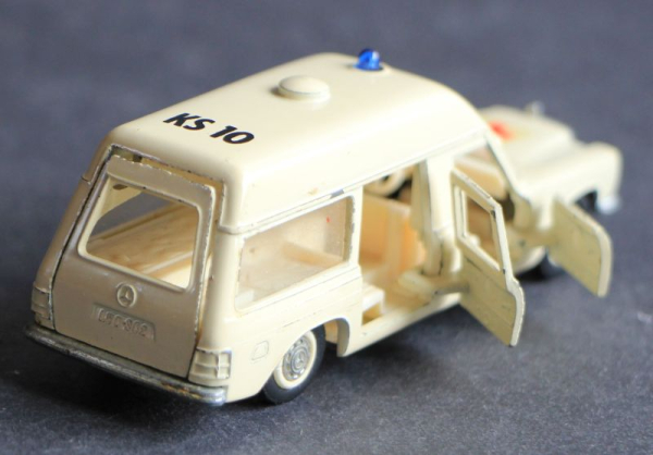 Siku Mercedes-Benz Binz Krankenwagen Europ 1200 L V306 Metallmodell 1970 (1064)